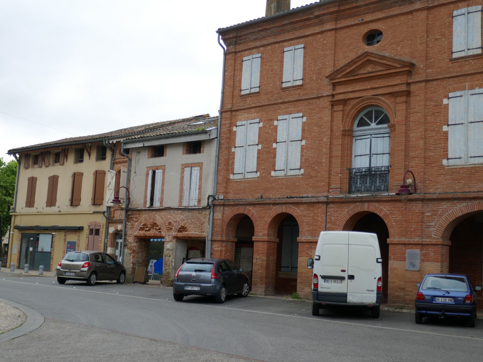 Saint Nicolas de la Grave Patchwork Perles et Broderies